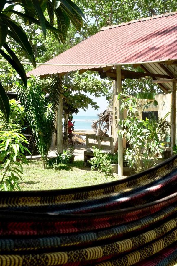 Freedom Beach Baía de Arugam Exterior foto